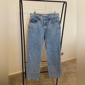 Levi’s low pro strait jeans size 29